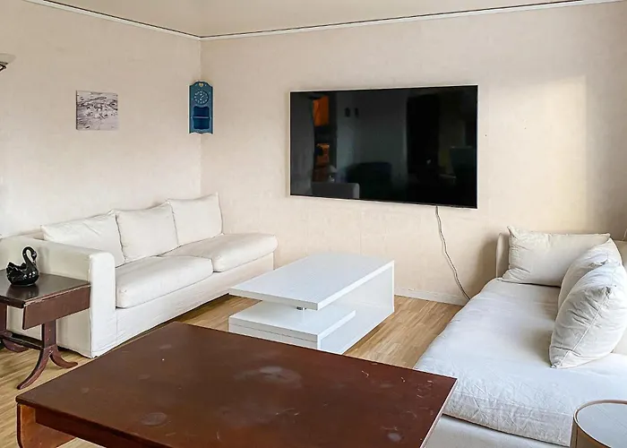 In Haroya With Harbor View Steinshamn