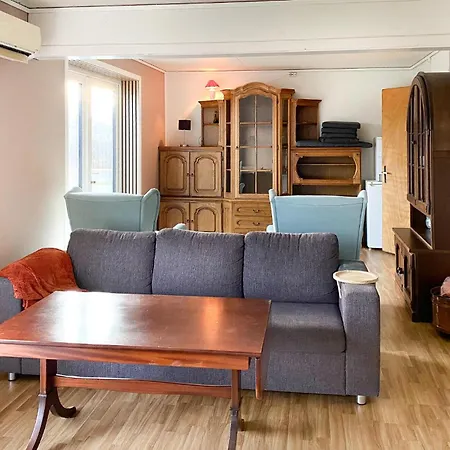 In Haroya With Harbor View Vakantiehuis *